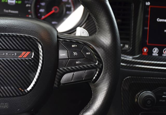 Used 2017 Dodge Charger R/T image 9