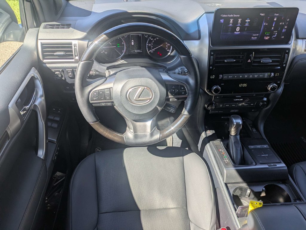 Used 2023 Lexus GX 460 Premium AWD/4WD image 16