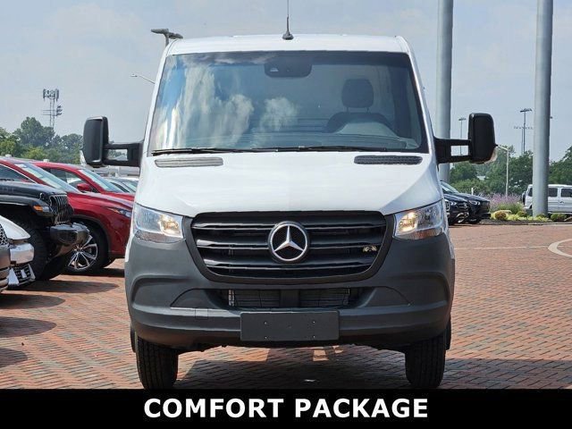 New 2024 Mercedes-Benz Sprinter 4500 image 2