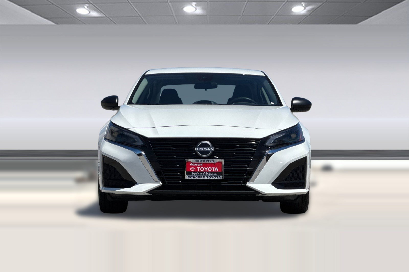 Used 2025 Nissan Altima 2.5 SV FWD image 6