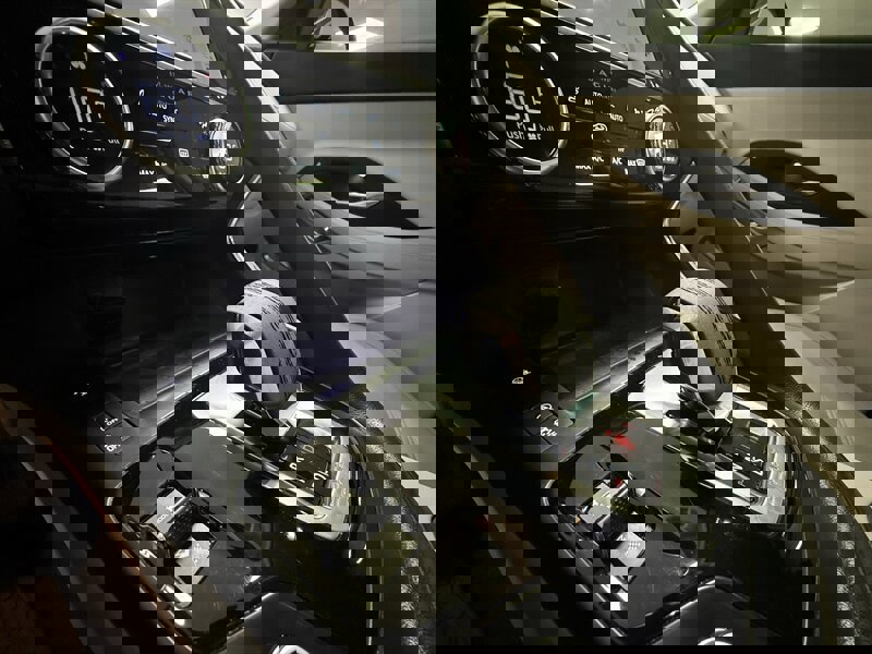 Used 2022 Jaguar E-PACE SE image 22