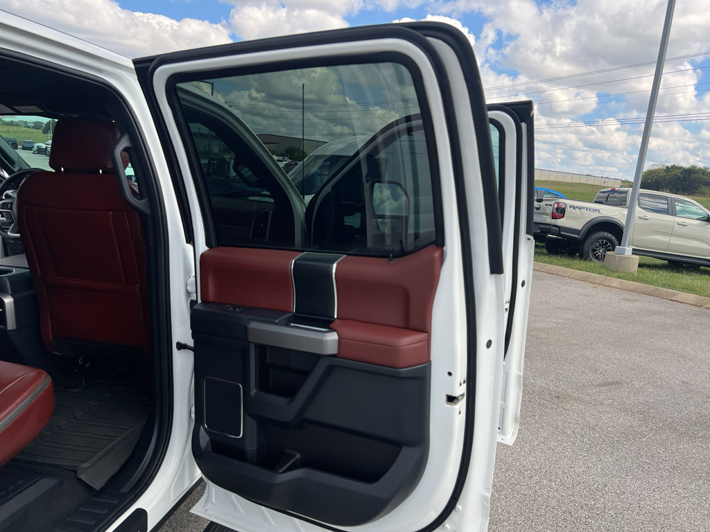 Used 2022 Ford F250 Platinum image 14