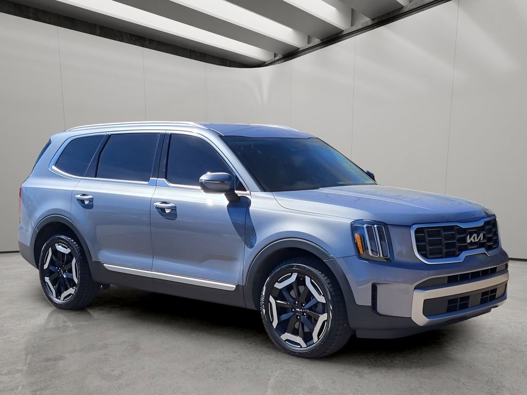 Used 2023 Kia Telluride S AWD/4WD image 5