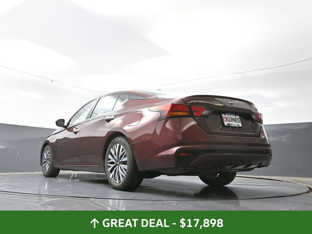Used 2024 Nissan Altima 2.5 SV image 55