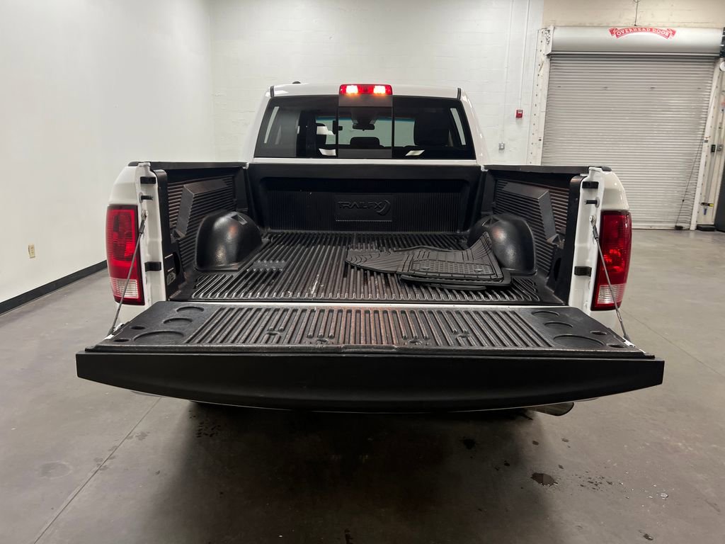 Used 2019 RAM 1500 Classic SLT RWD image 24
