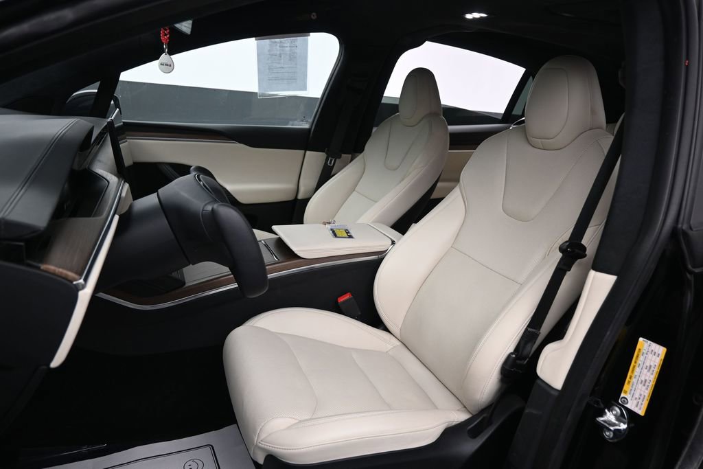 Used 2022 Tesla Model X image 21