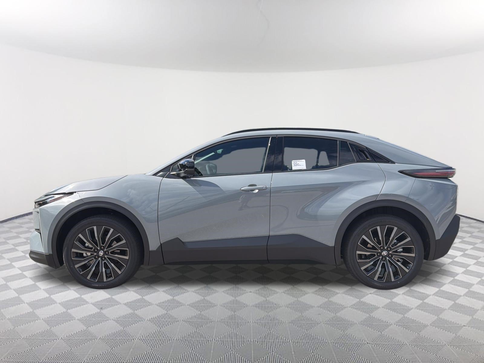 New 2026 Toyota C-HR AWD/4WD image 4