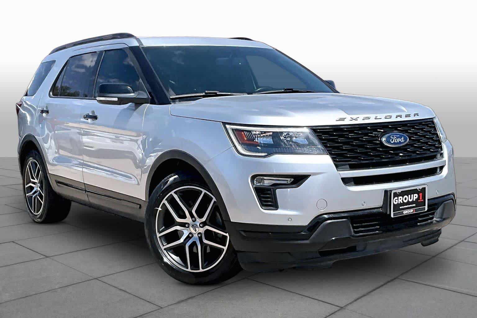 Used 2018 Ford Explorer Sport AWD/4WD image 3