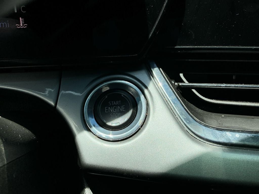 Used 2024 Chevrolet Trax LT w/ Driver Confidence Package FWD image 20