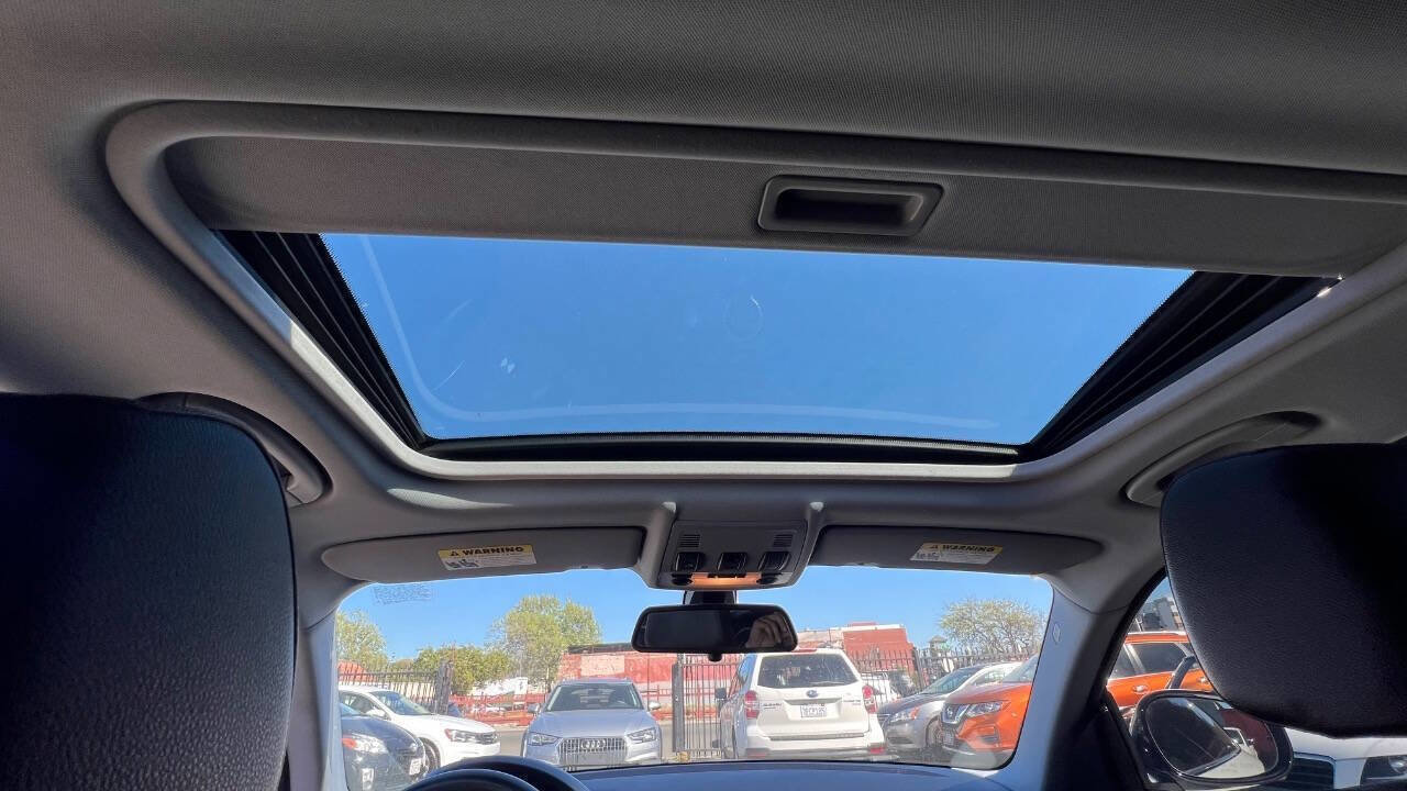 Used 2010 BMW 128i 128i 2dr Coupe SULEV image 19