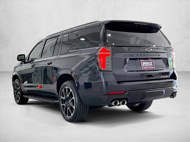 Used 2025 Chevrolet Suburban RST RWD image 13