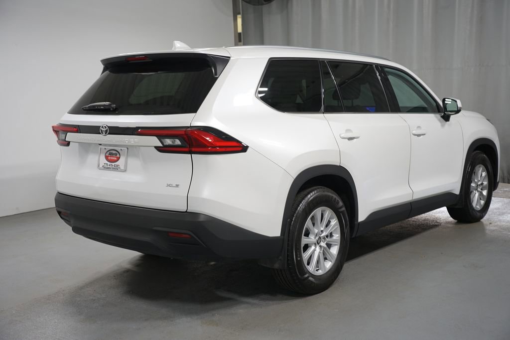 Certified 2024 Toyota Grand Highlander XLE image 8