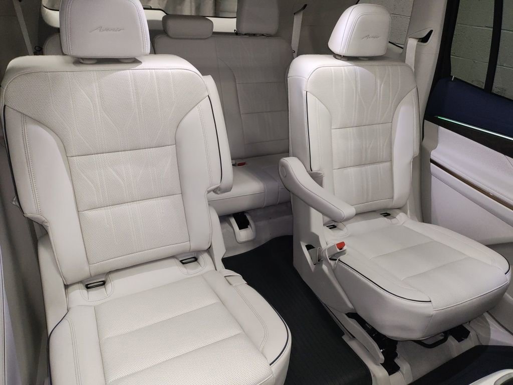 New 2026 Buick Enclave Avenir w/ Super Cruise Package image 11
