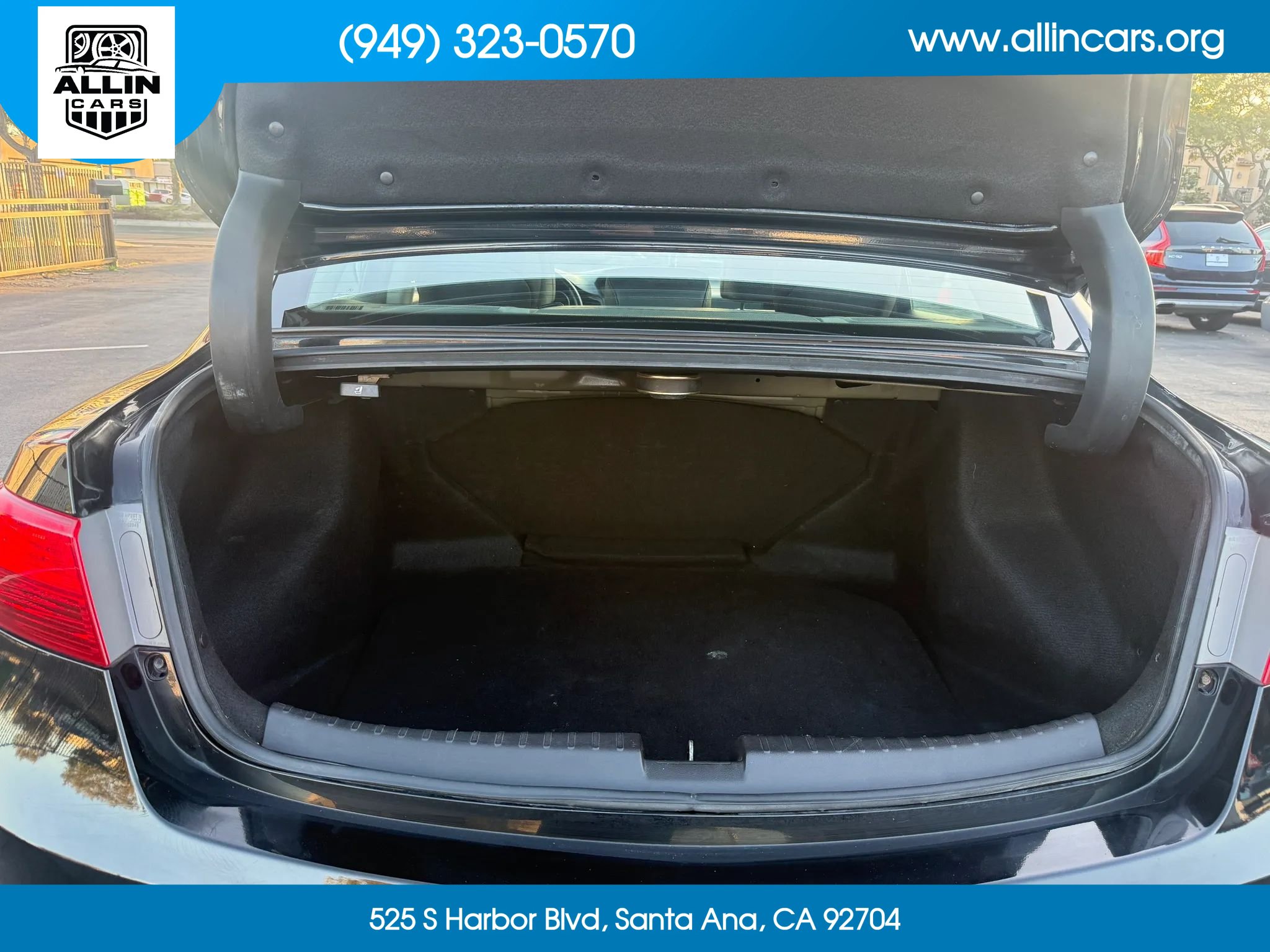 Used 2013 Acura ILX w/ Premium Package FWD image 17