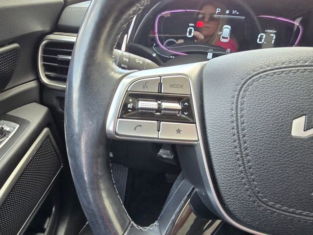 Used 2023 Kia Telluride EX image 32