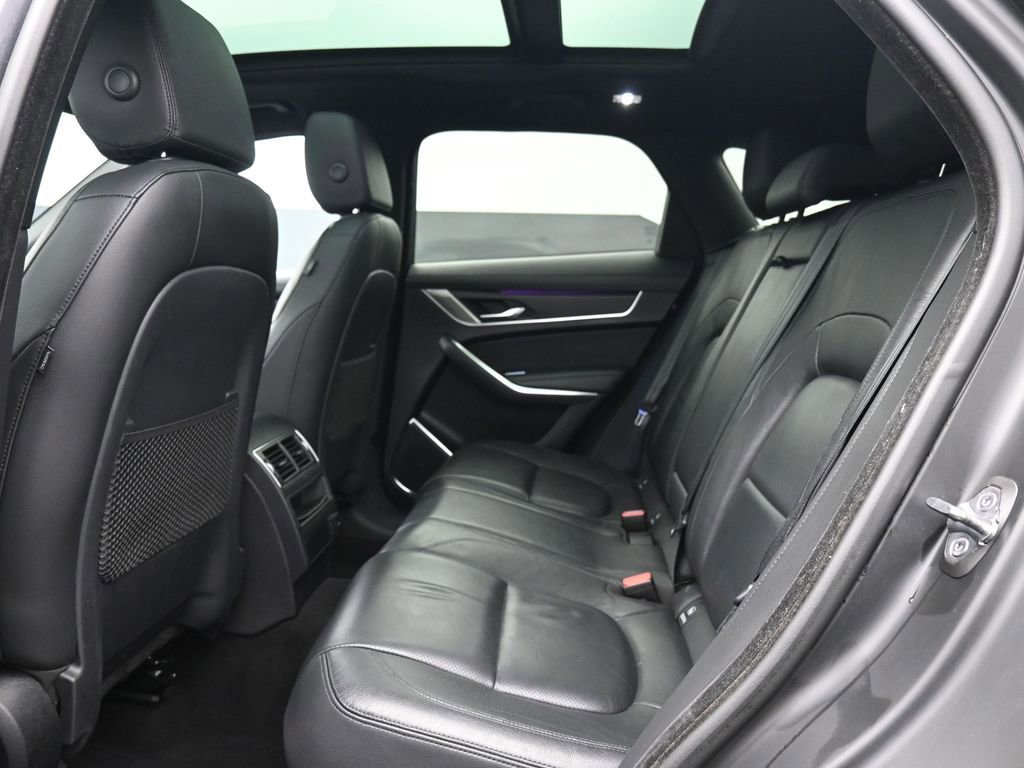 Used 2022 Jaguar F-PACE S image 21