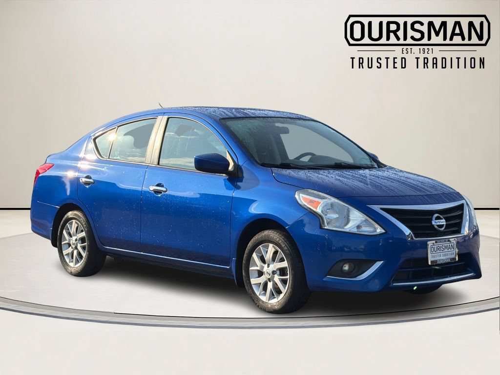 Used 2016 Nissan Versa SV w/ SV Appearance Package FWD image 1