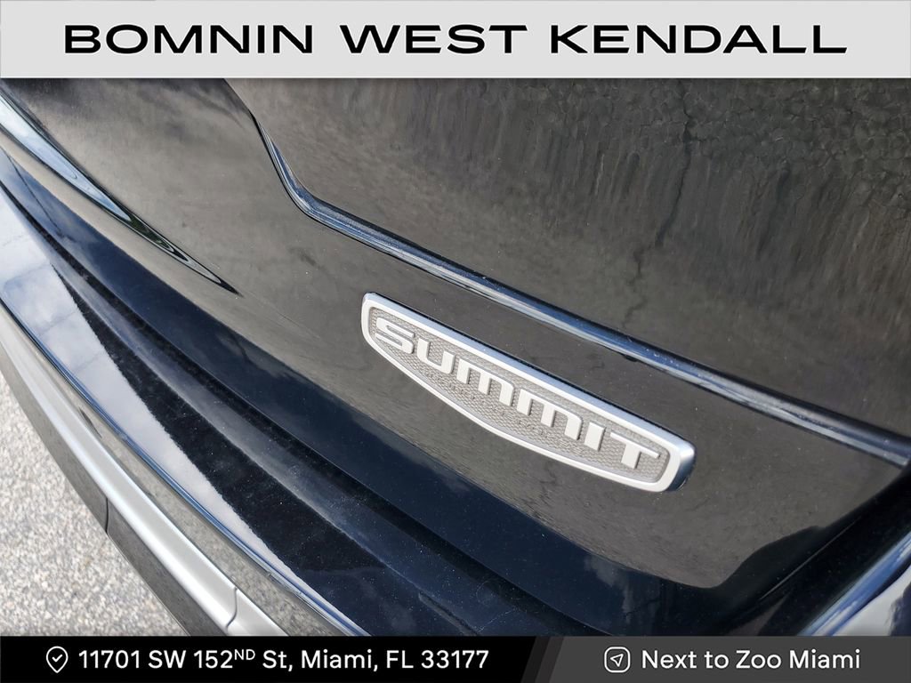 Used 2023 Jeep Grand Cherokee Summit image 8