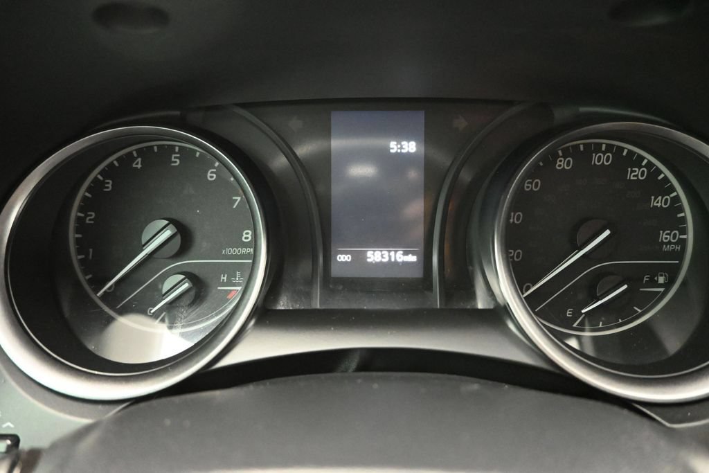 Used 2021 Toyota Camry SE FWD image 13