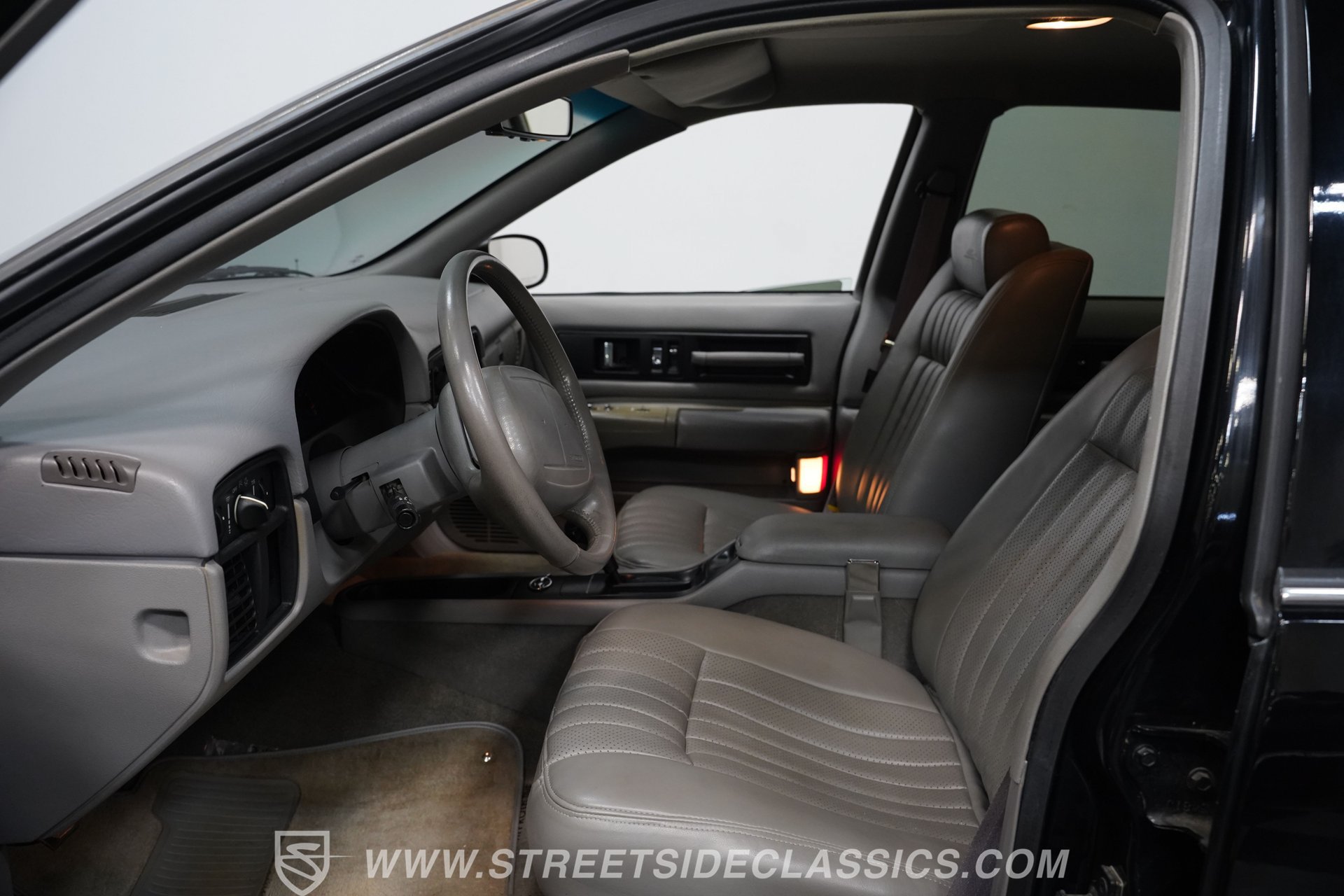 Used 1996 Chevrolet Impala SS RWD image 38
