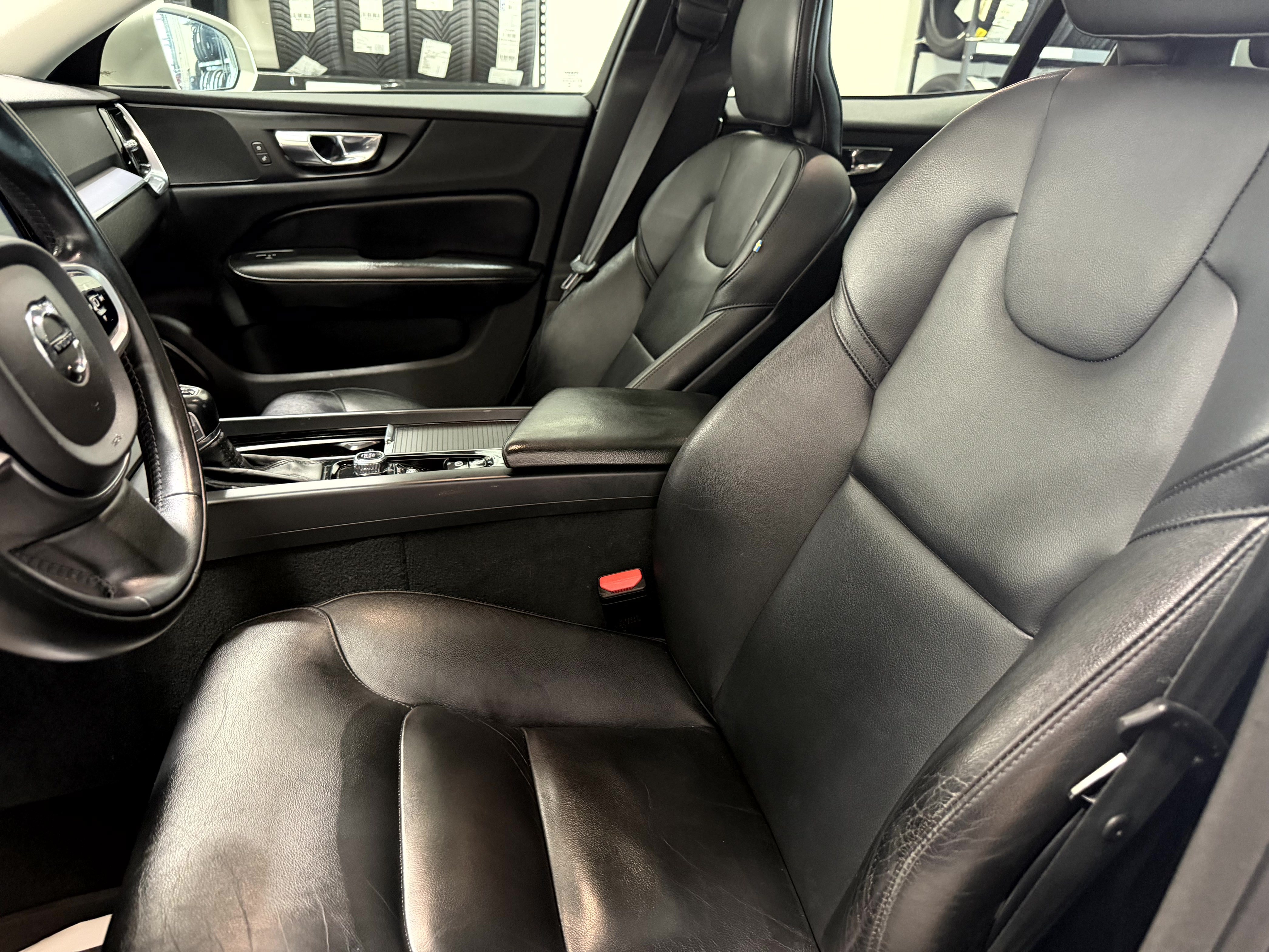 Used 2020 Volvo S60 T5 Momentum w/ Protection Package Premier FWD image 12