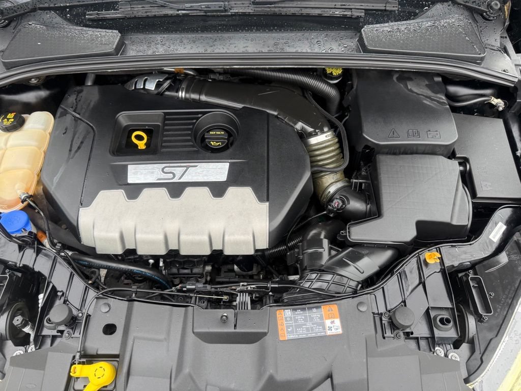Used 2017 Ford Focus ST w/ Equipment Group 401A FWD image 56