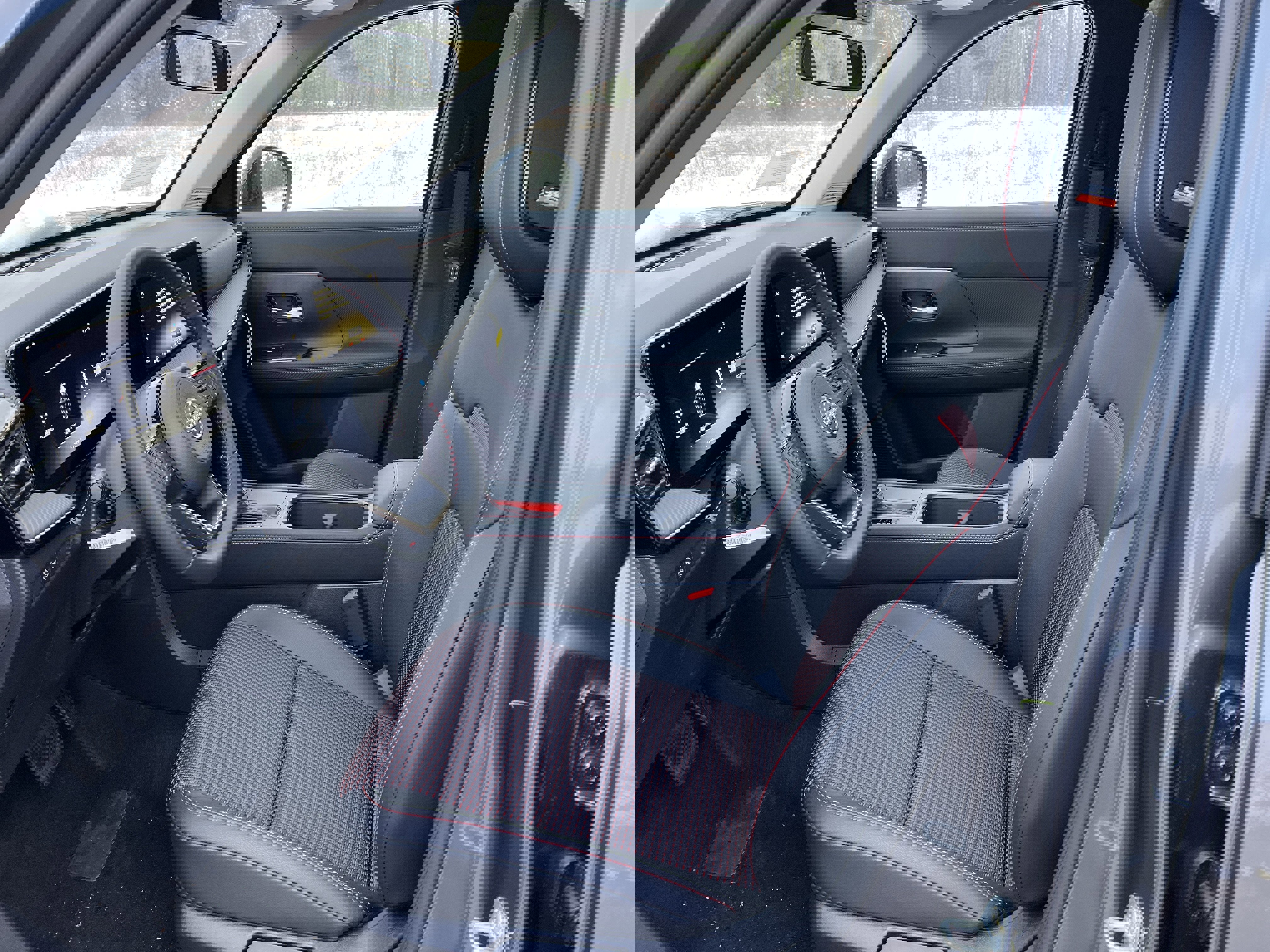 New 2026 Nissan Kicks SR w/ SR Premium Package image 4