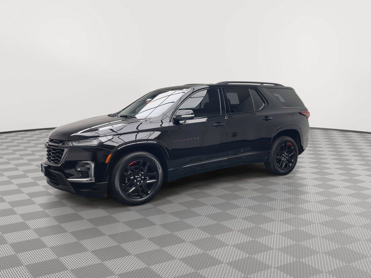 Certified 2022 Chevrolet Traverse Premier w/ Redline Edition AWD/4WD image 40