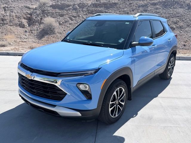 Used 2024 Chevrolet TrailBlazer LT w/ LT Cold Weather Package image 1