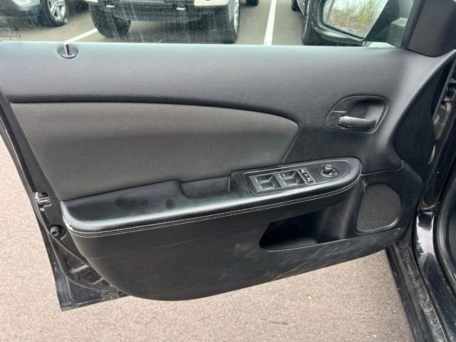 Used 2013 Dodge Avenger SE image 12