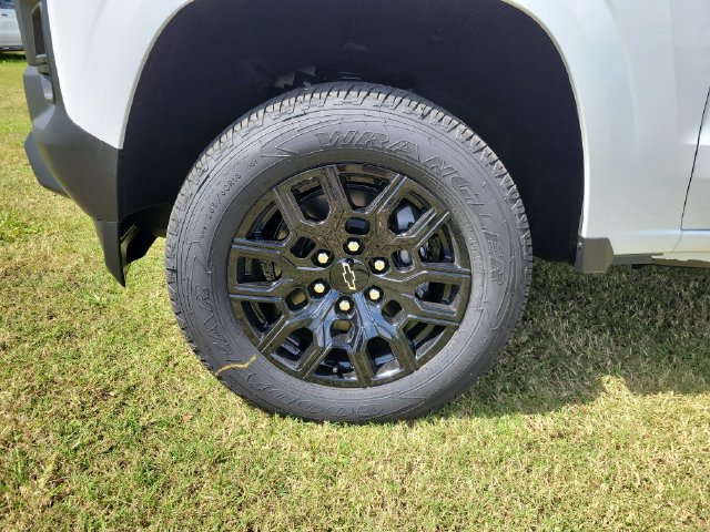 New 2026 Chevrolet Colorado W/T w/ WT Custom Package AWD/4WD image 6