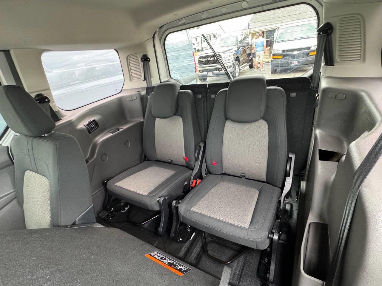 Used 2021 Ford Transit Connect XL image 19