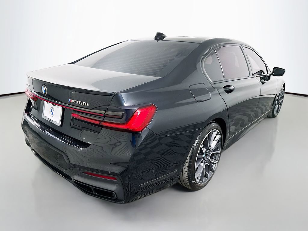 Used 2022 BMW M760i xDrive w/ Luxury Rear Seating Package AWD/4WD image 5