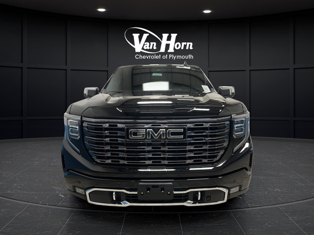 Used 2025 GMC Sierra 1500 Denali Ultimate AWD/4WD image 2