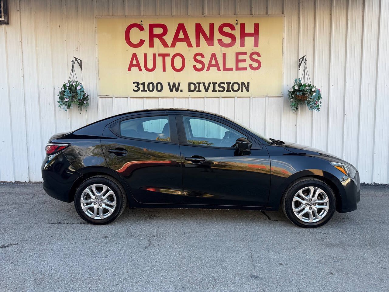 Used 2016 Scion iA FWD image 6