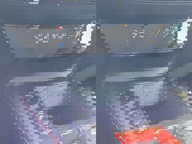 New 2026 Nissan Kicks SR w/ Illumination Package image 15