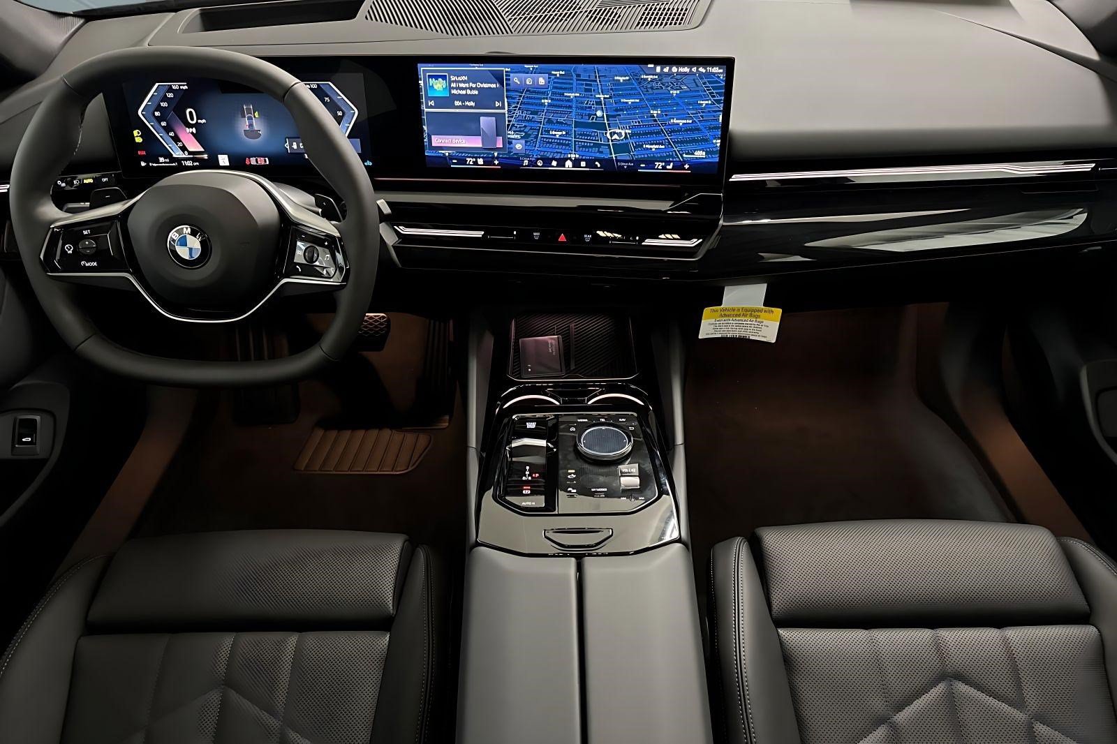 Used 2026 BMW 530i w/ Premium Package RWD image 15