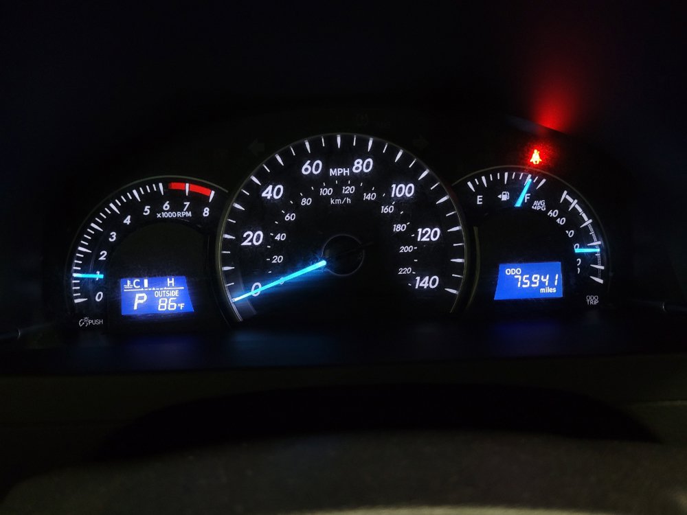 Used 2014 Toyota Camry LE FWD image 23