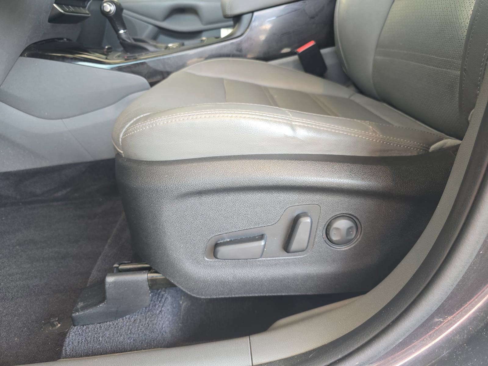 Used 2016 Kia Sorento EX w/ EX Premium Package FWD image 28