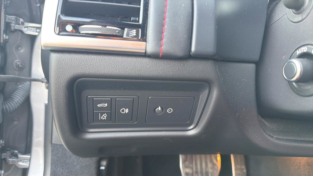 Used 2022 Jaguar F-TYPE Convertible image 26