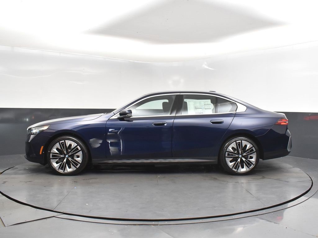 New 2026 BMW 530i w/ Premium Package image 4