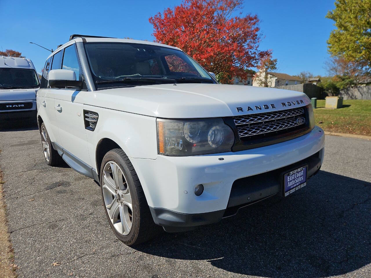 Used 2013 Land Rover Range Rover Sport HSE LUX image 9
