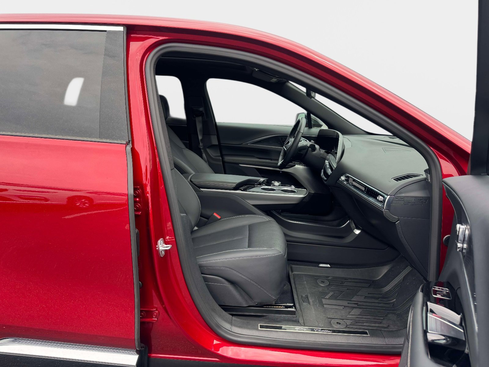 Certified 2025 Cadillac Lyriq Luxury w/ LPO, Floor Liner Package image 15