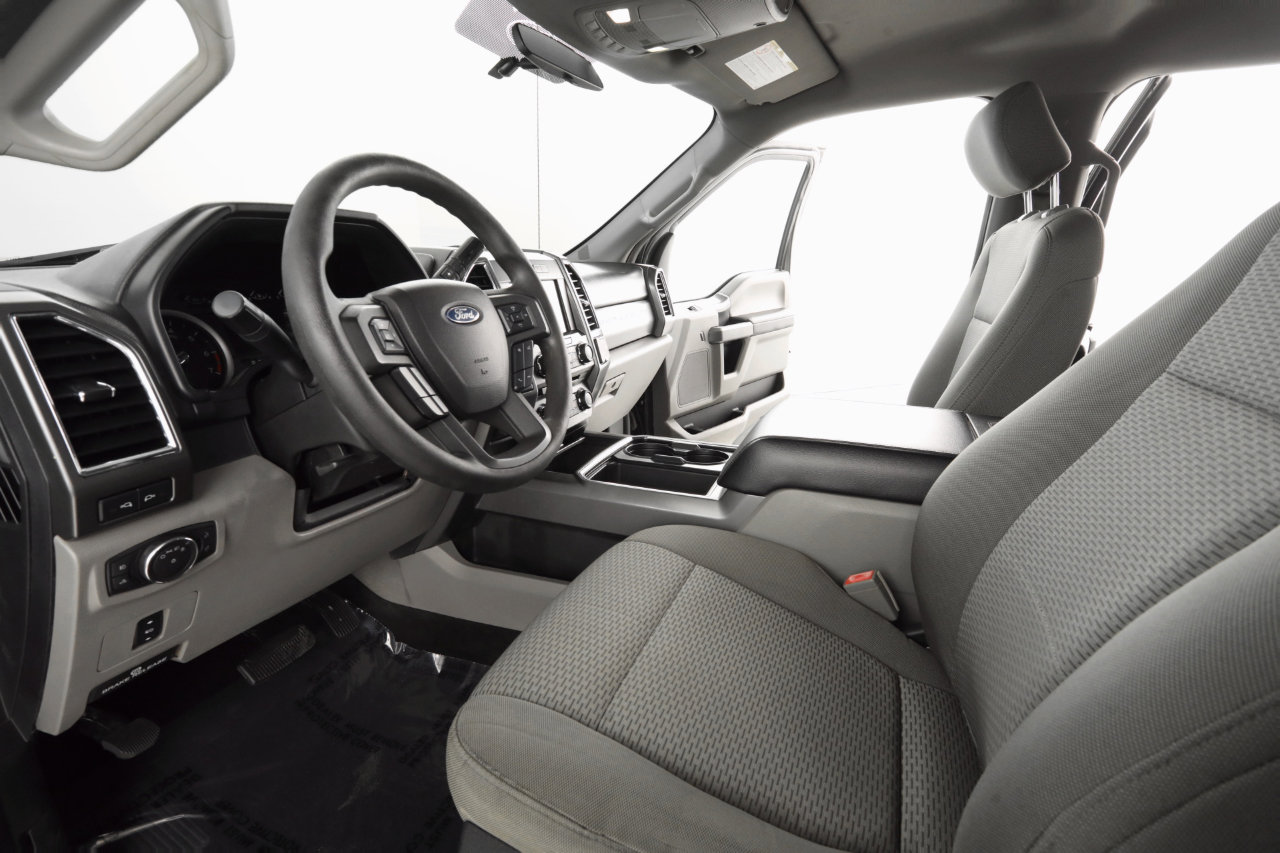 Used 2018 Ford F250 XLT w/ XLT Premium Package image 11