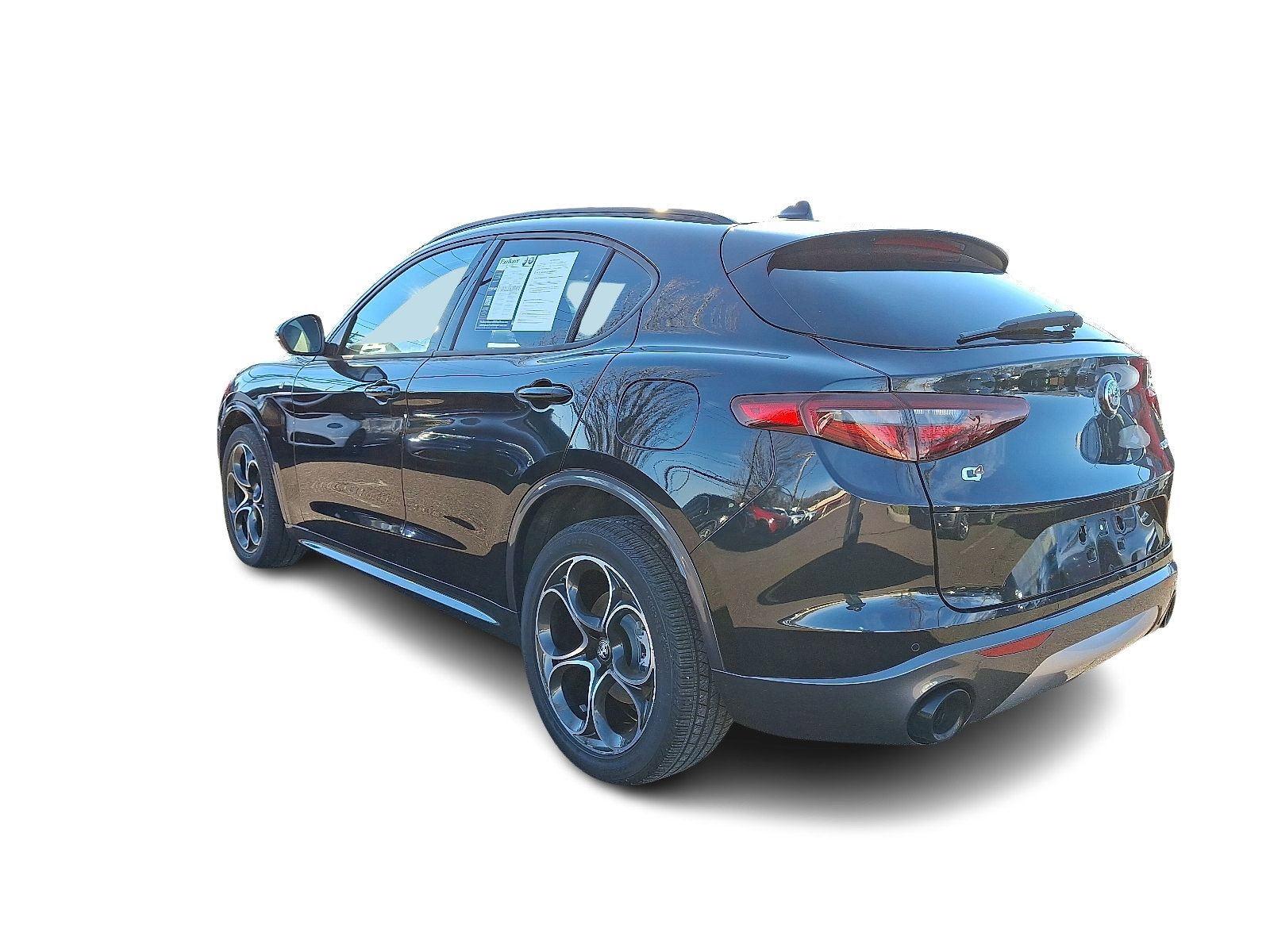 Used 2022 Alfa Romeo Stelvio Ti image 4