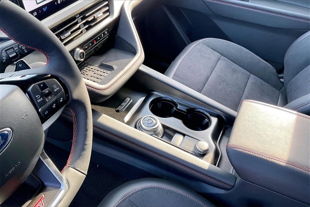 New 2025 Ford Explorer ST image 8
