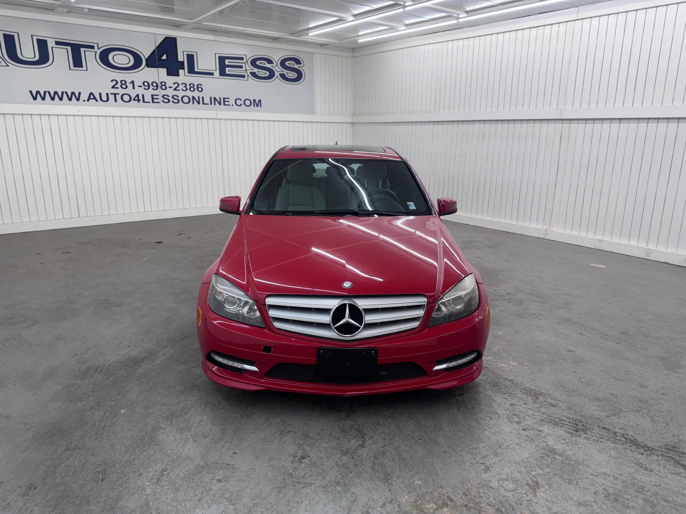 Used 2011 Mercedes-Benz C 300 4MATIC Sedan image 5