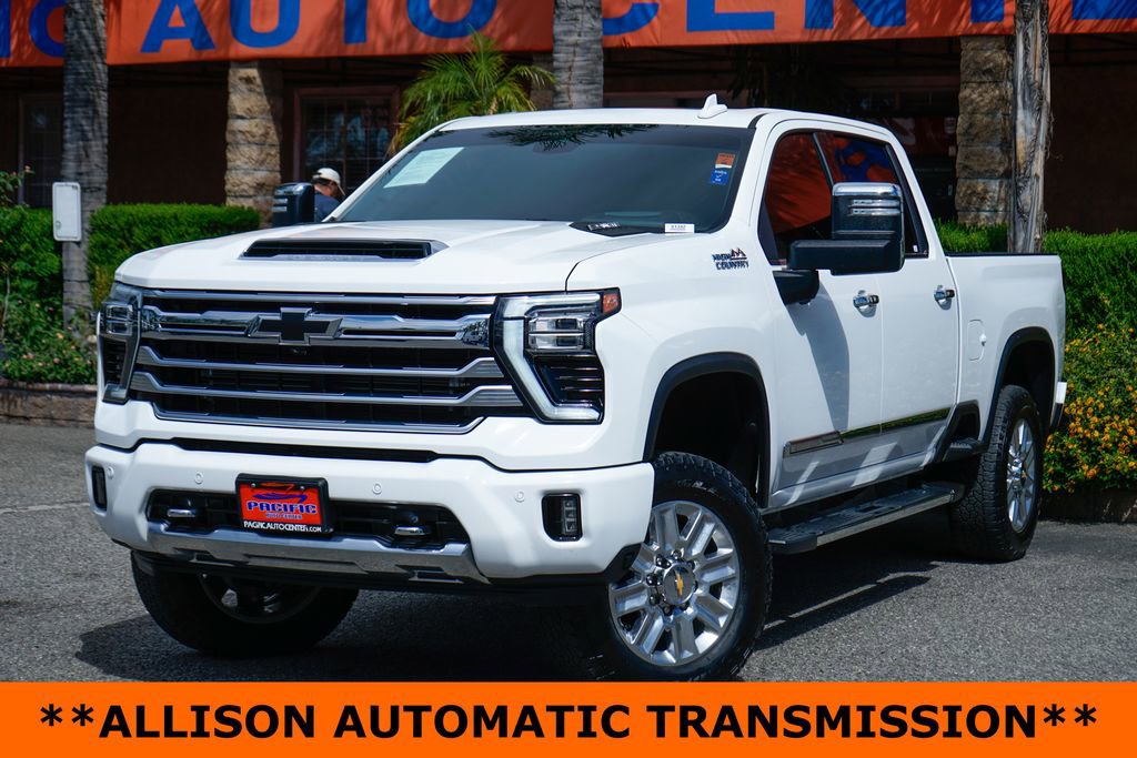 Used 2024 Chevrolet Silverado 2500 High Country w/ High Country Premium Package image 4