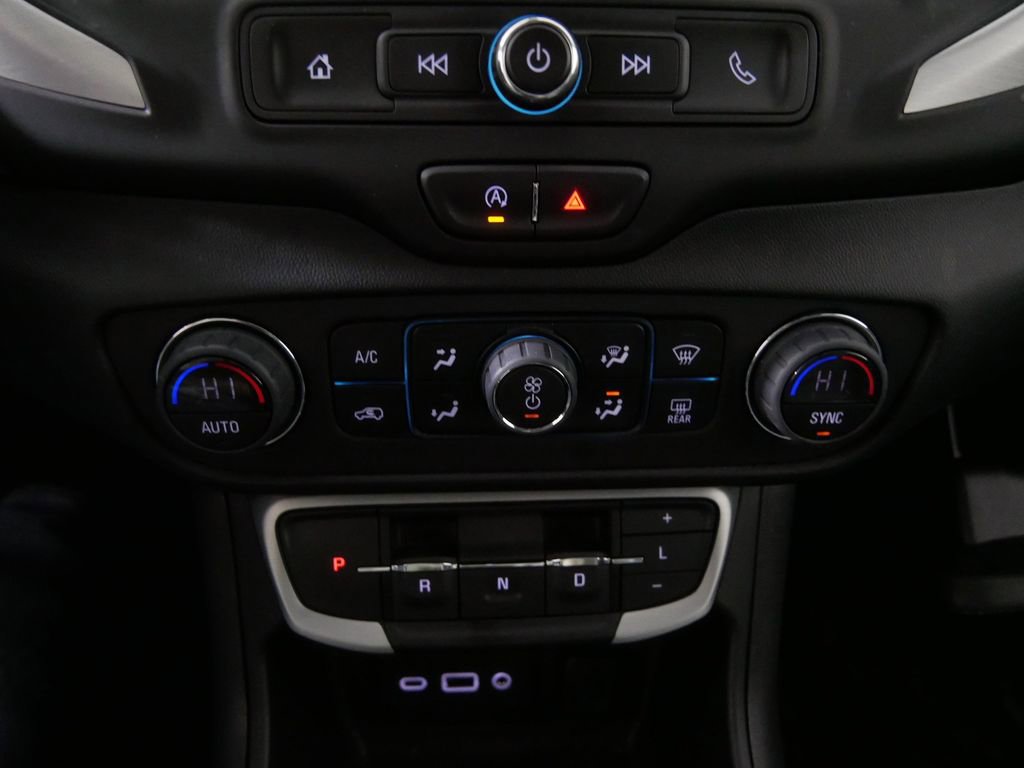 Used 2023 GMC Terrain SLE w/ Driver Convenience Package image 24