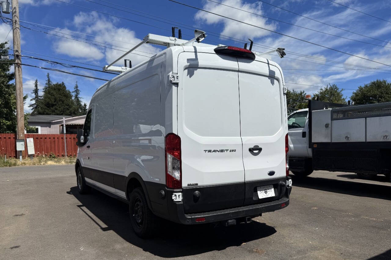 Used 2024 Ford Transit 250 148 Medium Roof w/ Interior Upgrade Package RWD image 4